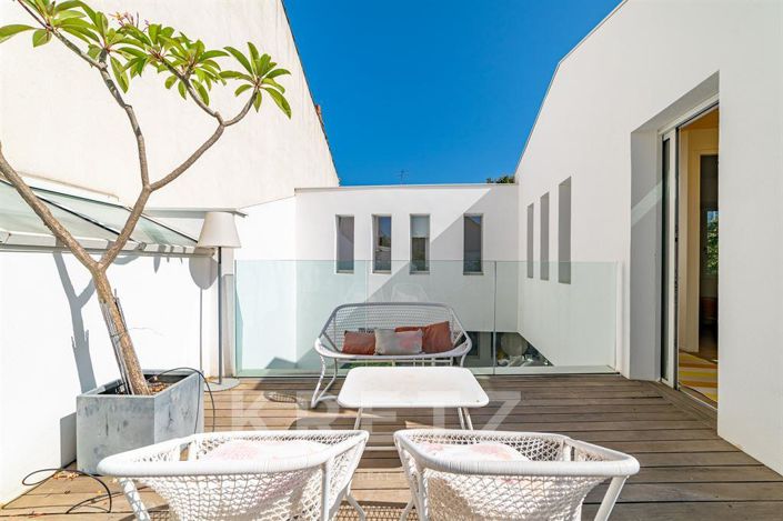 Image No.19-6 Bed House for sale