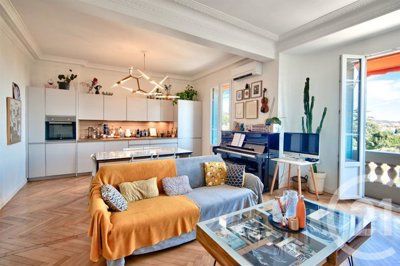 2 Bed Apartment for sale