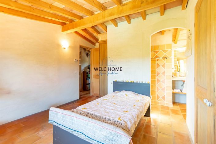 Image No.11-3 Bed House for sale