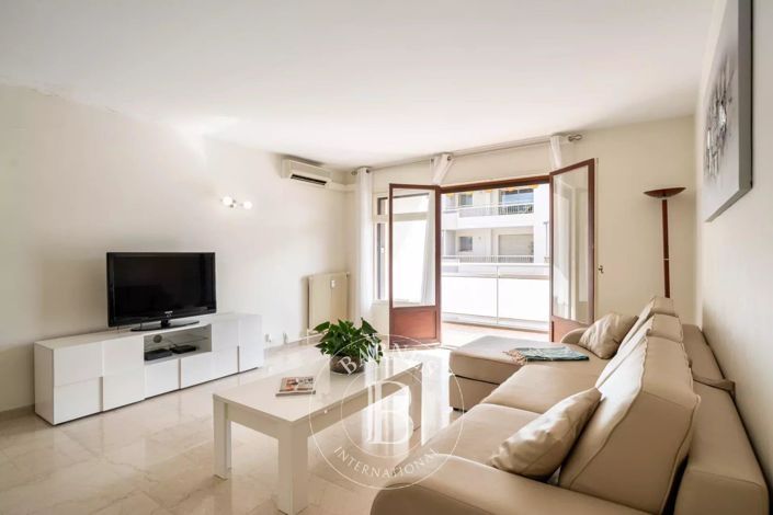 Image No.10-Appartement de 2 chambres à vendre à Cannes