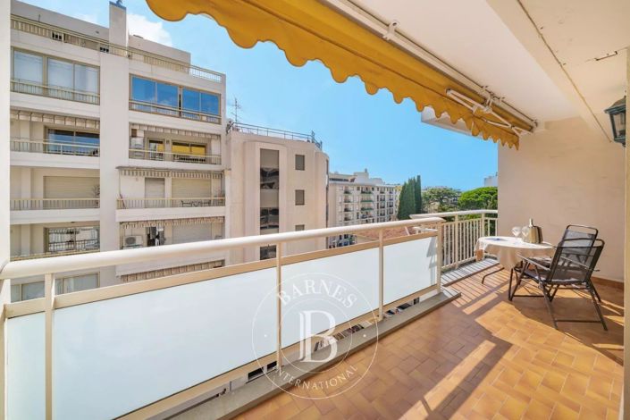 Image No.8-Appartement de 2 chambres à vendre à Cannes