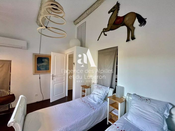 Image No.17-3 Bed House for sale