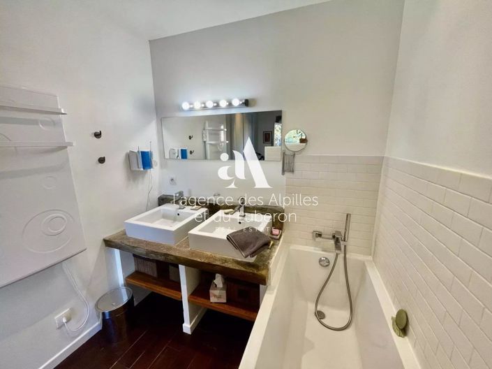 Image No.18-3 Bed House for sale