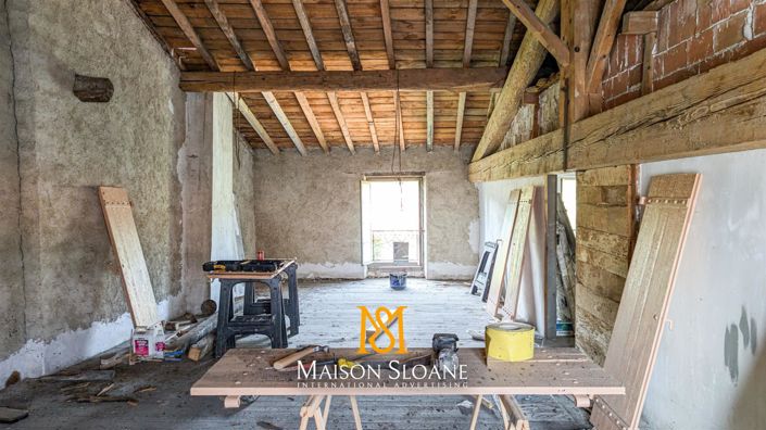 Image No.2-10 Bed House for sale