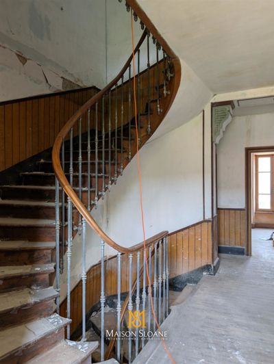 Image No.6-10 Bed House for sale