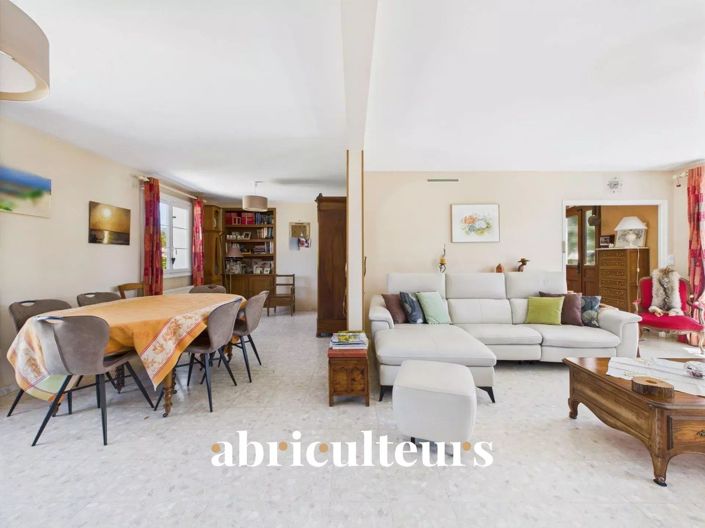 Image No.5-4 Bed House for sale