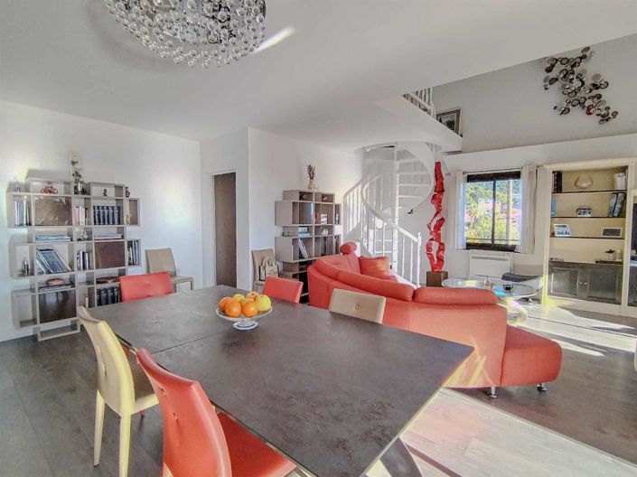 Image No.2-4 Bed Apartment for sale