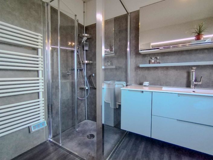 Image No.4-4 Bed Apartment for sale