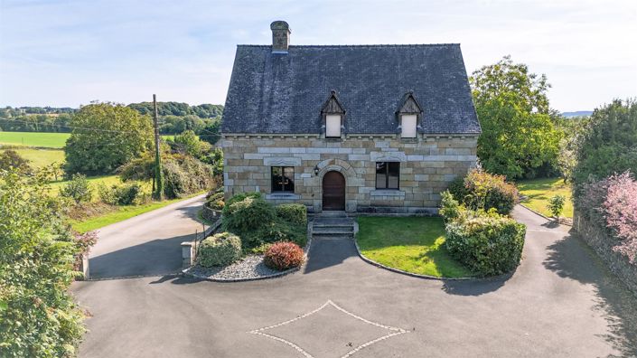 Image No.1-4 Bed House for sale