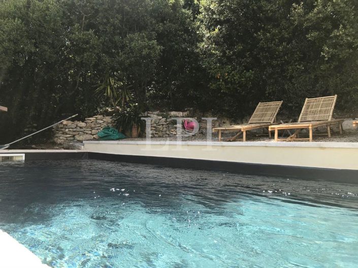 Image No.6-Maison de 5 chambres à vendre à Vaucluse