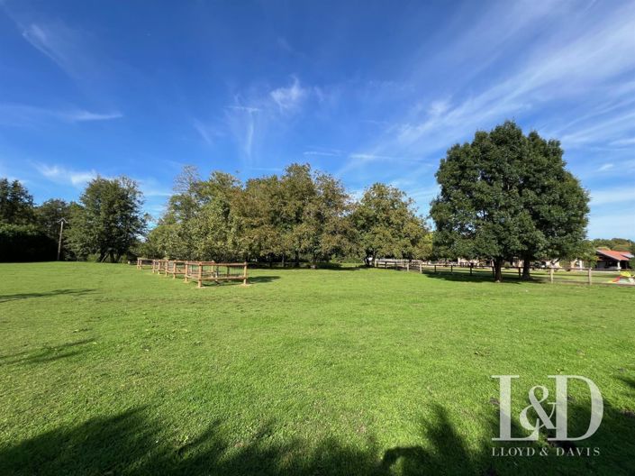 Image No.4-House for sale