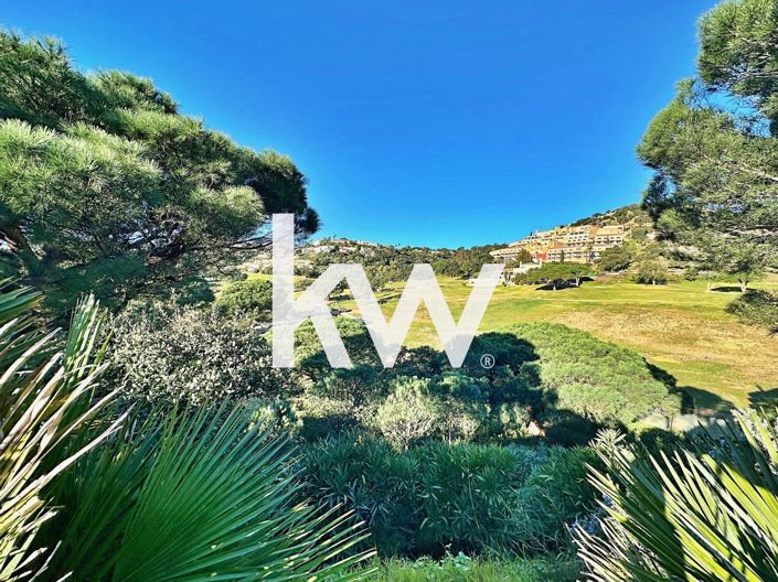 Image No.15-3 Bed House for sale