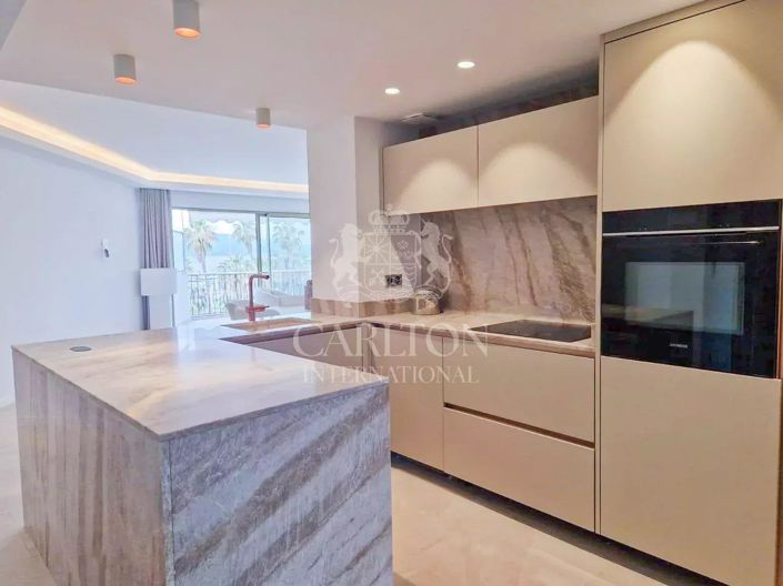 Image No.3-3 Bed Property for sale