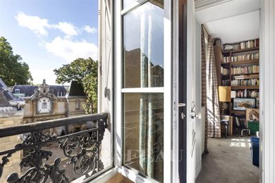 1 - Paris, Apartment