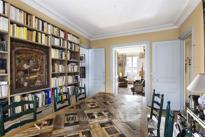 Image No.10-3 Bed Apartment for sale