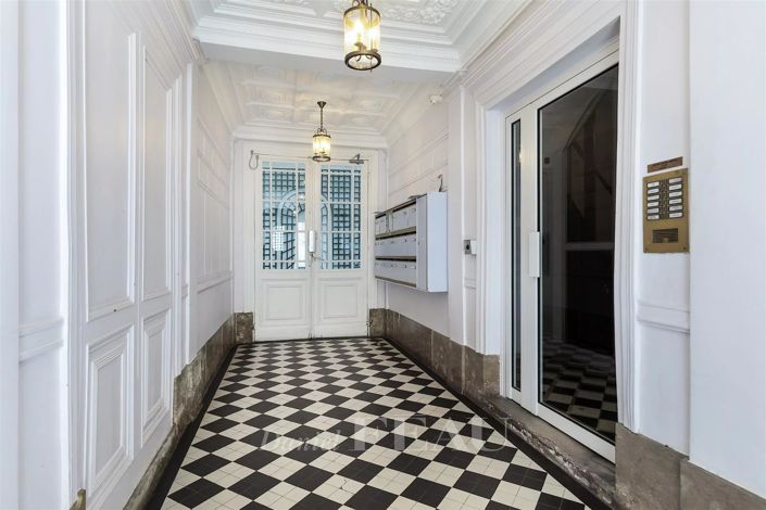 Image No.12-3 Bed Apartment for sale