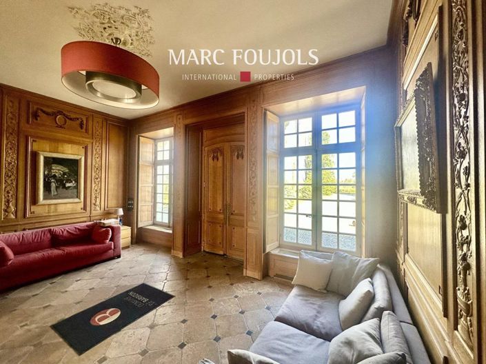 Image No.9-7 Bed House for sale