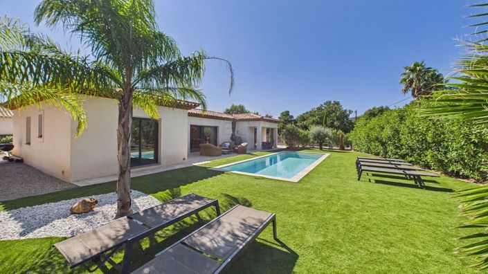 Image No.1-4 Bed House for sale