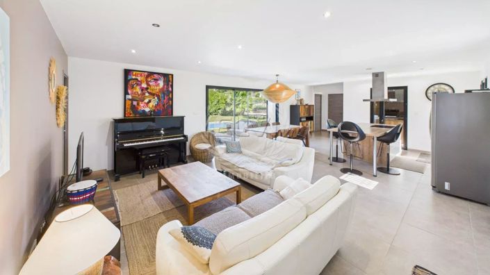 Image No.3-Maison de 4 chambres à vendre à Le Plan-de-la-Tour