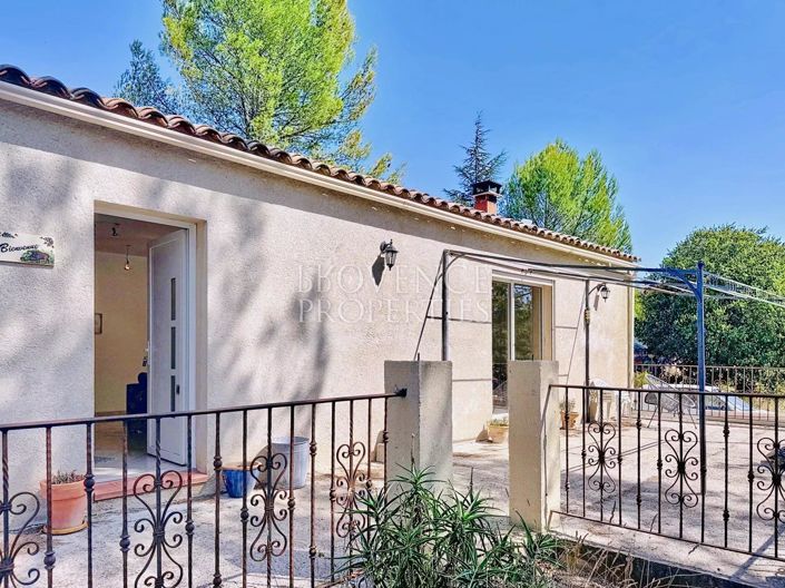 Image No.1-5 Bed House for sale