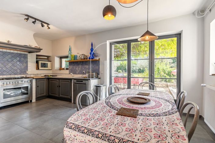 Image No.5-Maison de 6 chambres à vendre à Le Thor