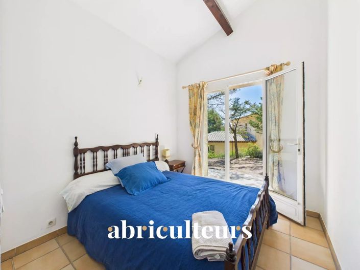 Image No.23-5 Bed House for sale