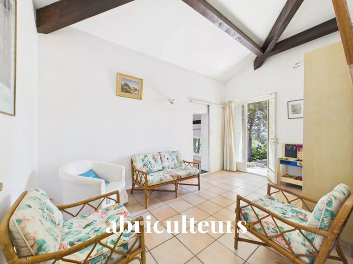 Image No.27-5 Bed House for sale