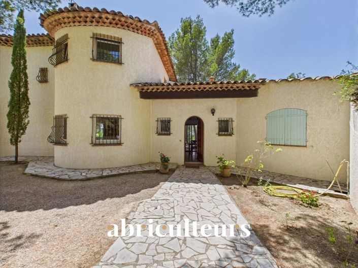 Image No.36-5 Bed House for sale