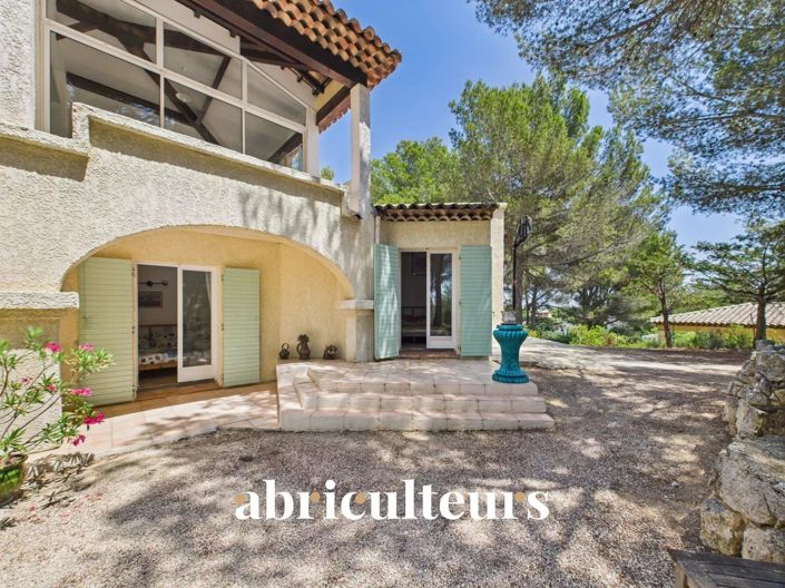 Image No.5-5 Bed House for sale