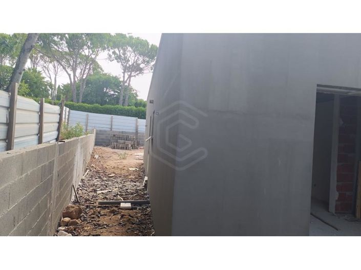 Image No.12-3 Bed House for sale