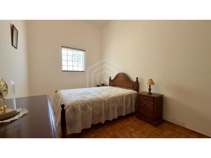 Image No.22-2 Bed House for sale