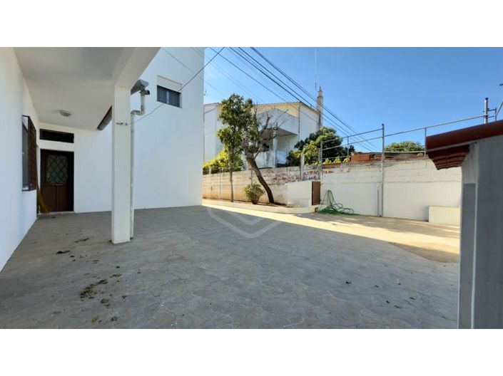 Image No.28-2 Bed House for sale