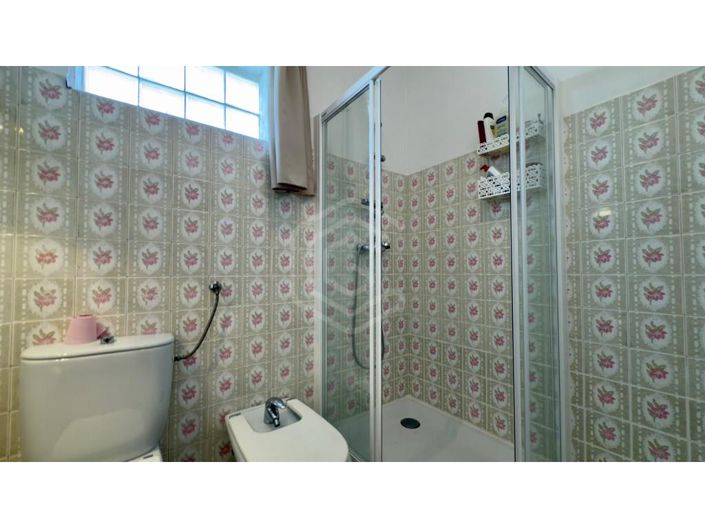 Image No.47-2 Bed House for sale