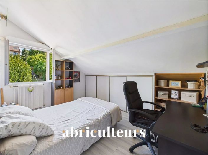 Image No.14-4 Bed House for sale