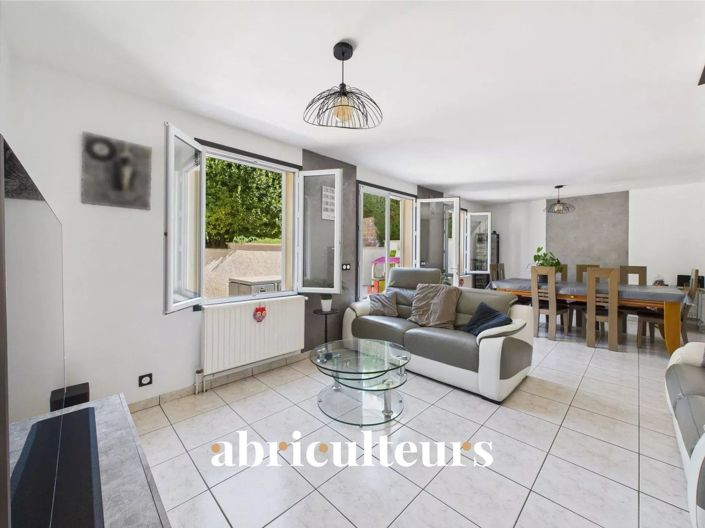 Image No.5-4 Bed House for sale