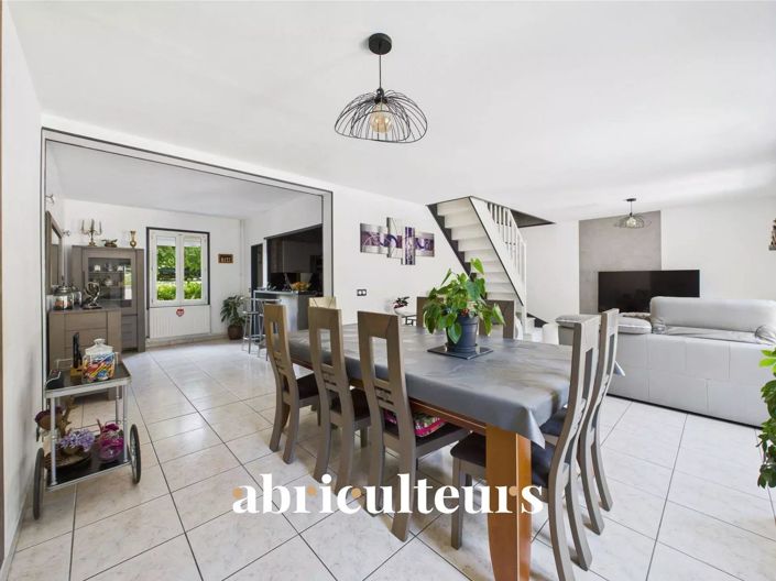 Image No.9-4 Bed House for sale