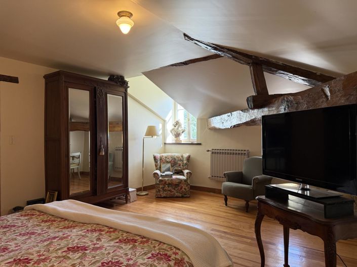 Image No.15-5 Bed House for sale