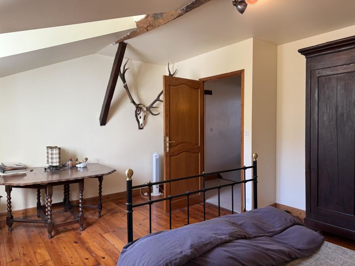 Image No.21-5 Bed House for sale