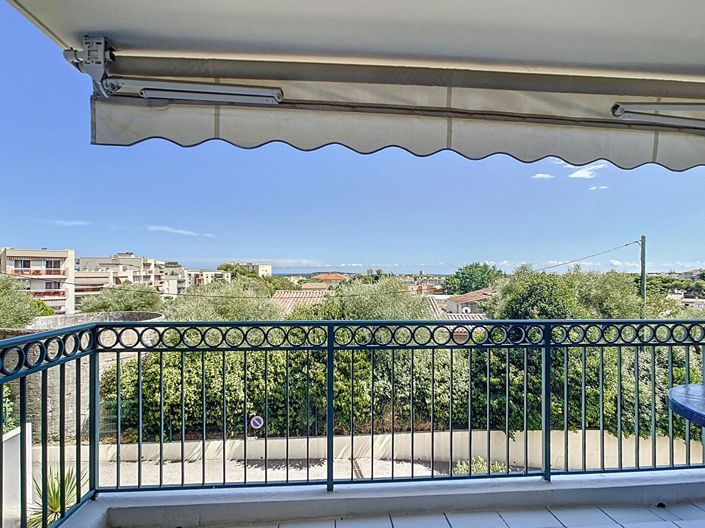 Image No.1-3 Bed Apartment for sale