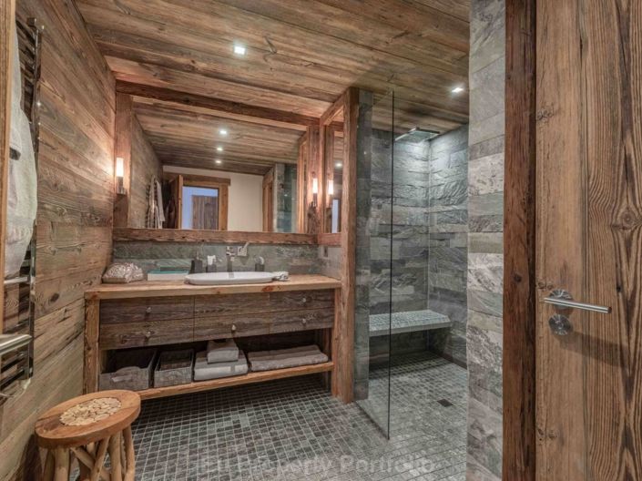 Image No.14-6 Bed House for sale