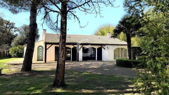 Image No.14-3 Bed House for sale