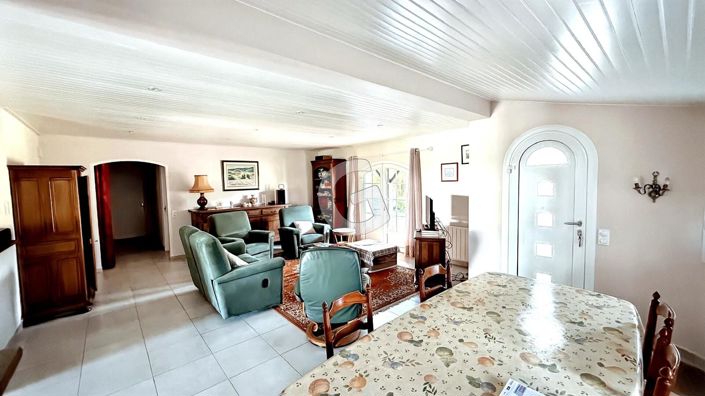 Image No.5-3 Bed House for sale