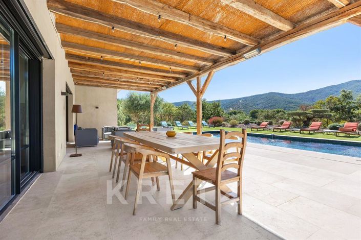 Image No.14-4 Bed House for sale