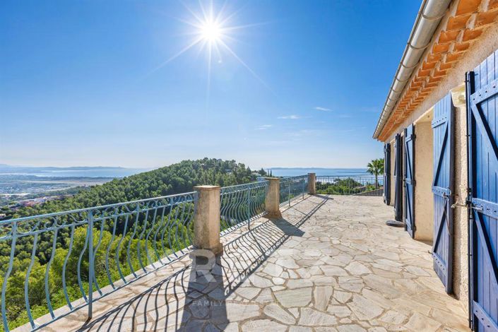 Image No.2-Maison de 8 chambres à vendre à Hyères