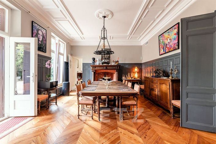 Image No.7-Propriété de 8 chambres à vendre à Saint-Estèphe