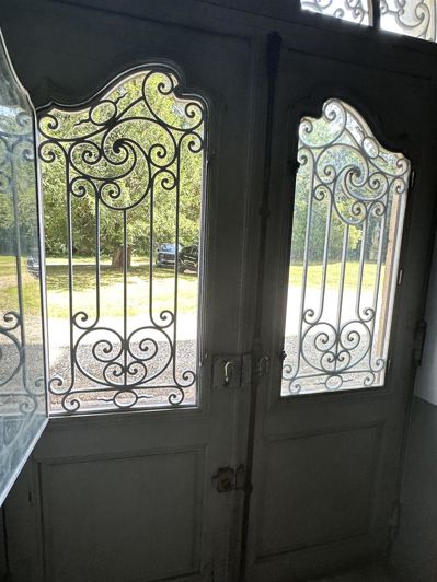 Image No.6-13 Bed Property for sale