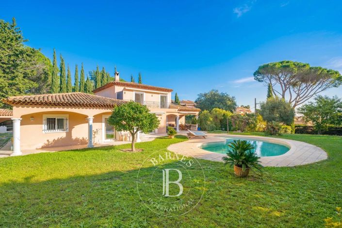 Image No.1-4 Bed House for sale