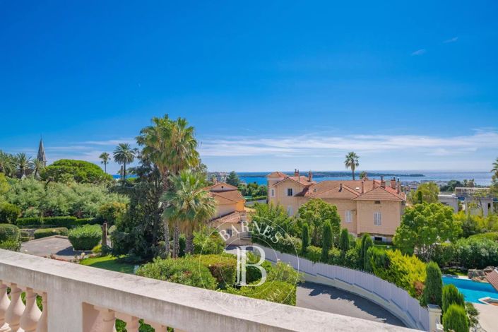 Image No.6-4 Bed House for sale