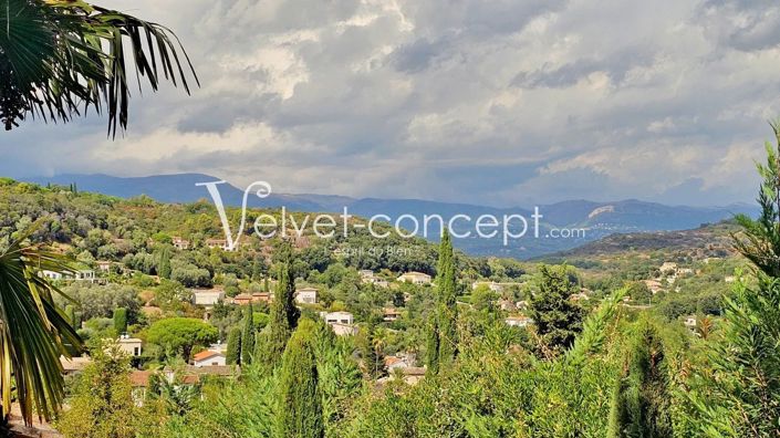 Image No.2-4 Bed House for sale