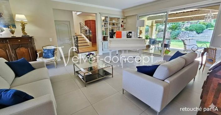 Image No.4-4 Bed House for sale